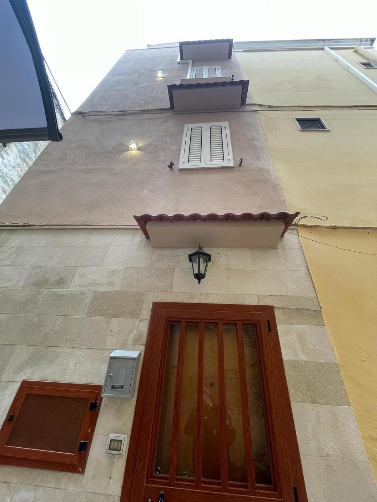 Corte Del Dattilo Nel Borgo Antico Bari Buitenkant foto