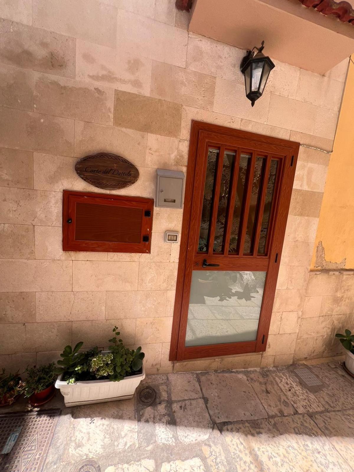 Corte Del Dattilo Nel Borgo Antico Bari Buitenkant foto